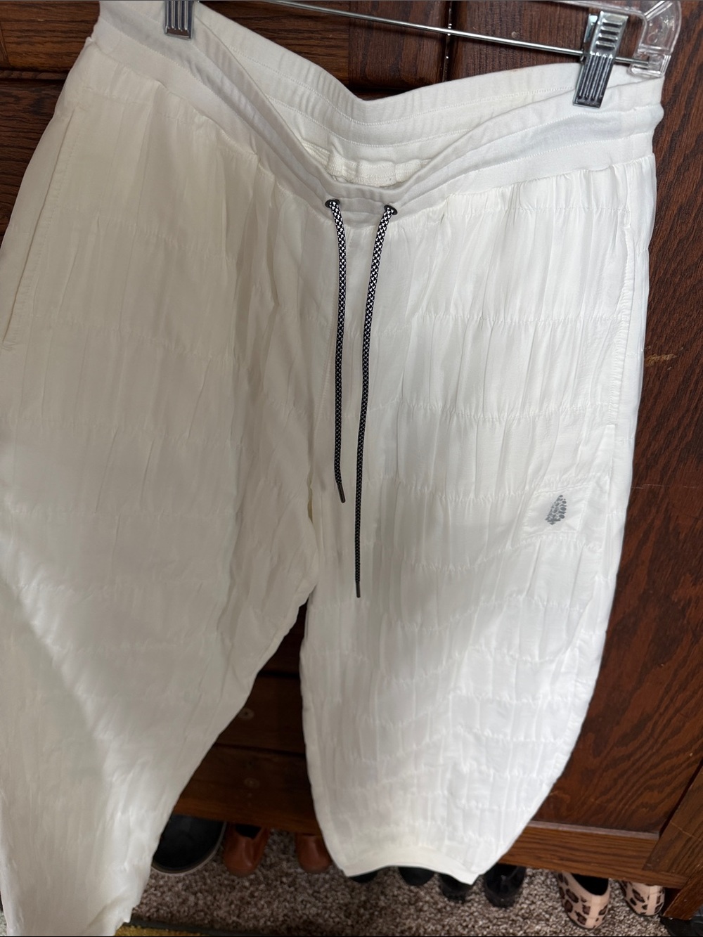 FP movement barrel like joggers silky front - Picture 2 of 3